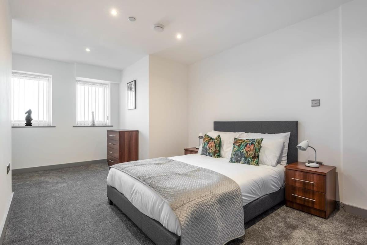 Apartment Contemporary 1 Bedroom In Hull Kingston upon Hull